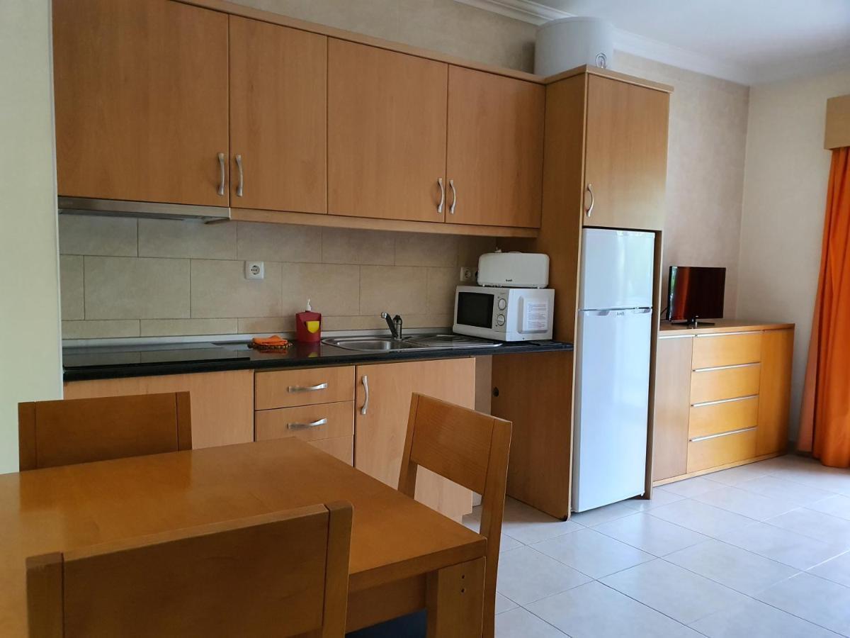 Flamingo Apartments Портиман Экстерьер фото